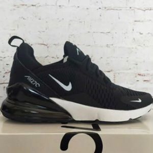 Airmax 270’s size 8.5